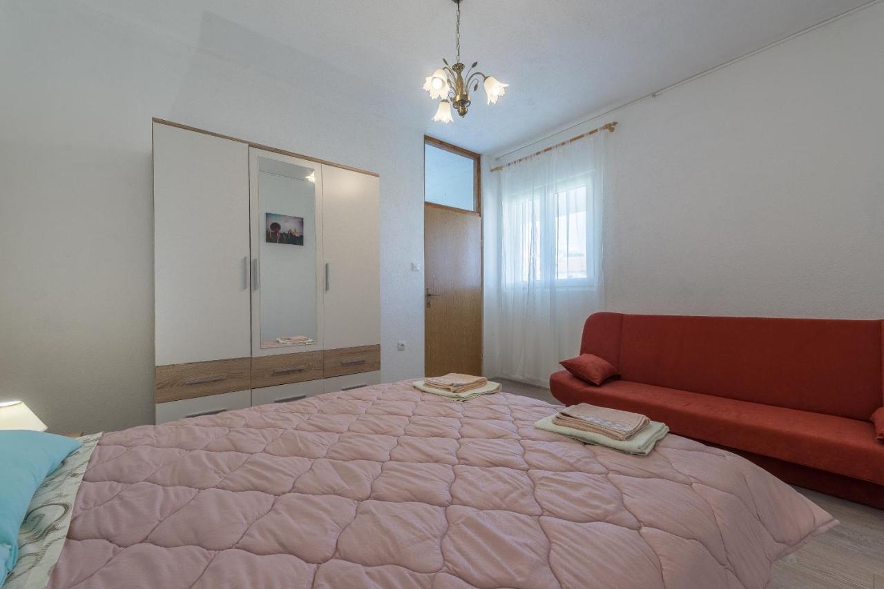 Apartmani Mlinar9 #2 Gornji Karin Buitenkant foto