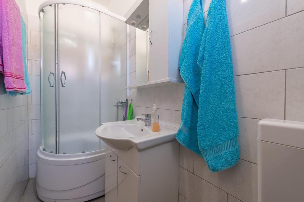 Apartmani Mlinar9 #2 Gornji Karin Buitenkant foto
