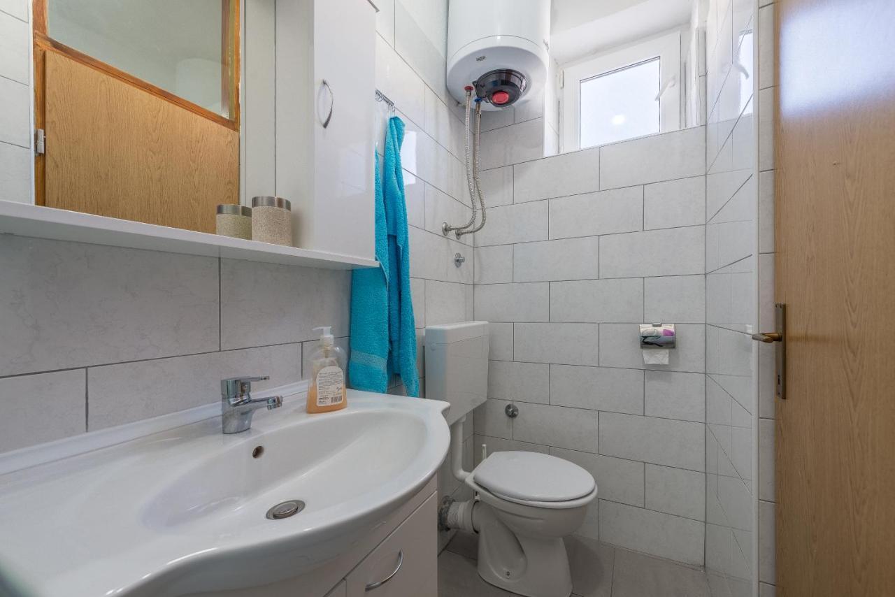 Apartmani Mlinar9 #2 Gornji Karin Buitenkant foto