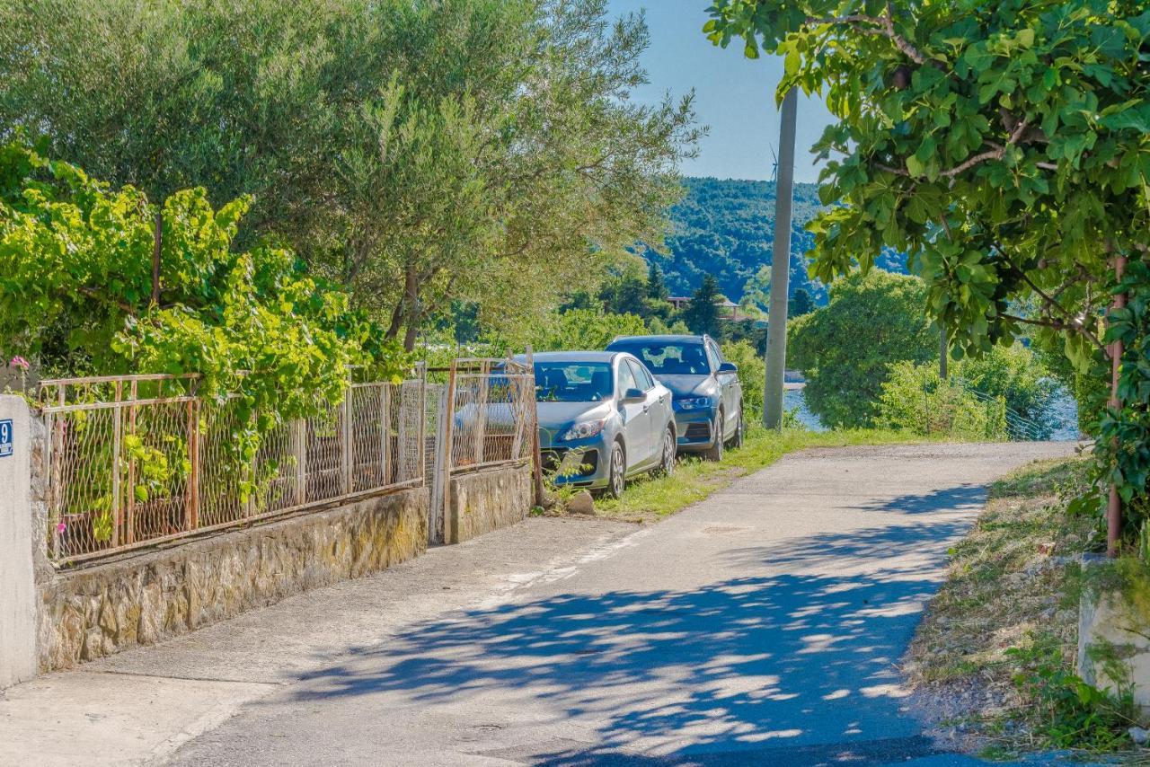 Apartmani Mlinar9 #2 Gornji Karin Buitenkant foto